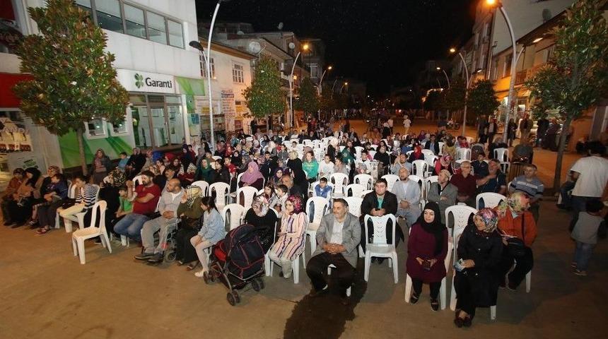 K&uuml;&ccedil;&uuml;cek&rsquo;teki Tekder Tasavvuf Konserine Yoğun İlgi