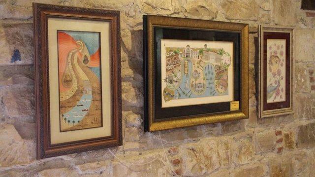 Kuşadası’nda Tezhip Ve Minyatür Sergisi Açıldı