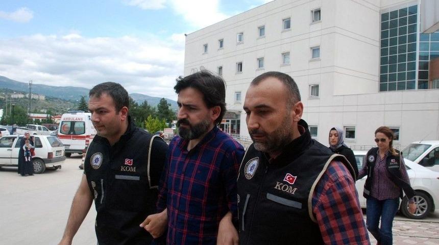 Fet&ouml;&rsquo;n&uuml;n S&ouml;zde İl İmamı Eşi İle Birlikte Adliyeye Sevk Edildi