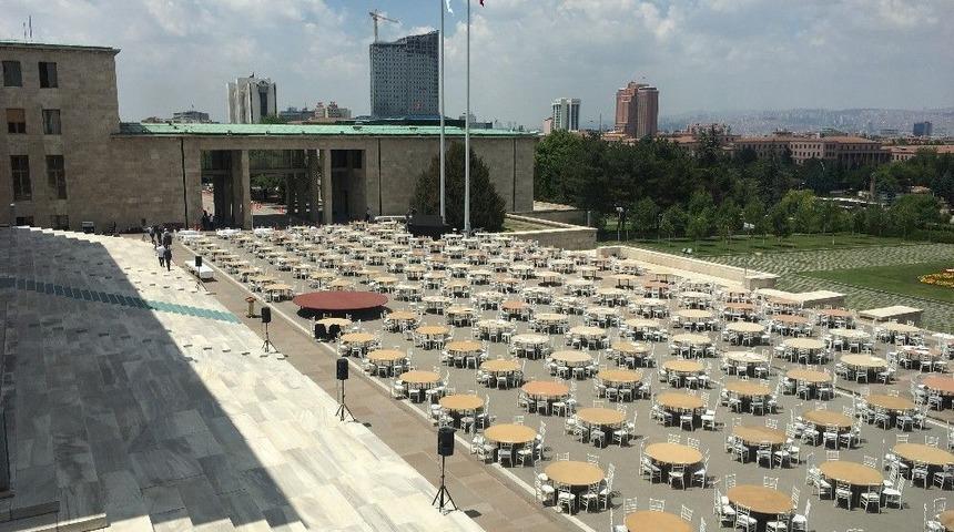 Tbmm&rsquo;de İftar Hazırlığı