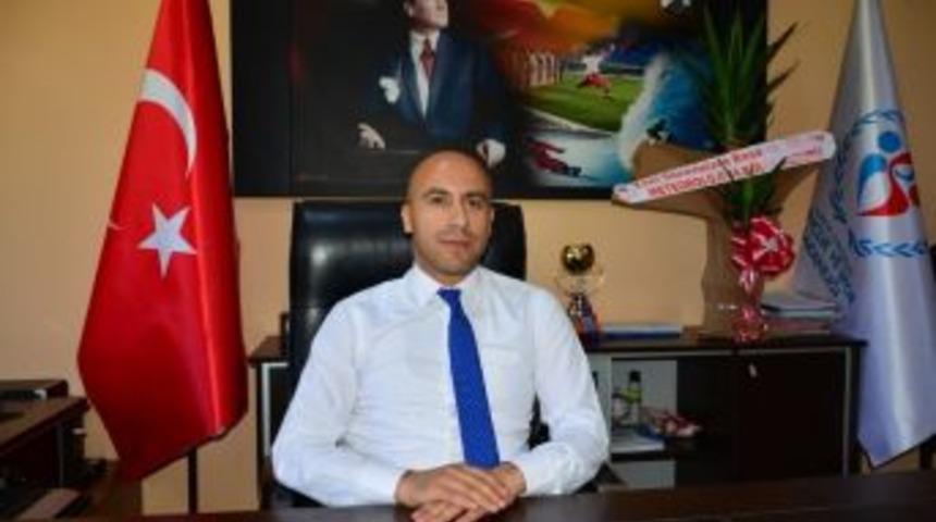 Bitlis Gen&ccedil;lik Hizmetleri Ve Spor M&uuml;d&uuml;rl&uuml;ğ&uuml;ne Elkatmış Atandı