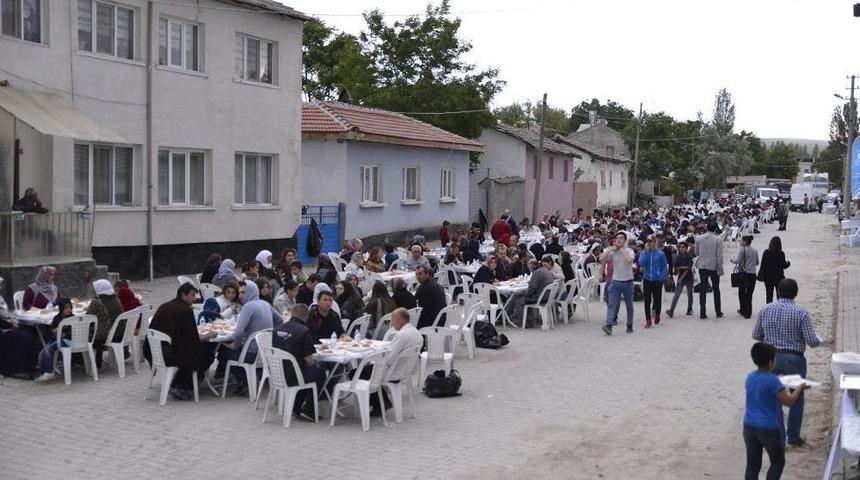 &Ccedil;ukurhisar&rsquo;da İftar Sevinci