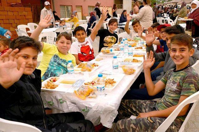 &Ccedil;ukurhisar&rsquo;da İftar Sevinci 1