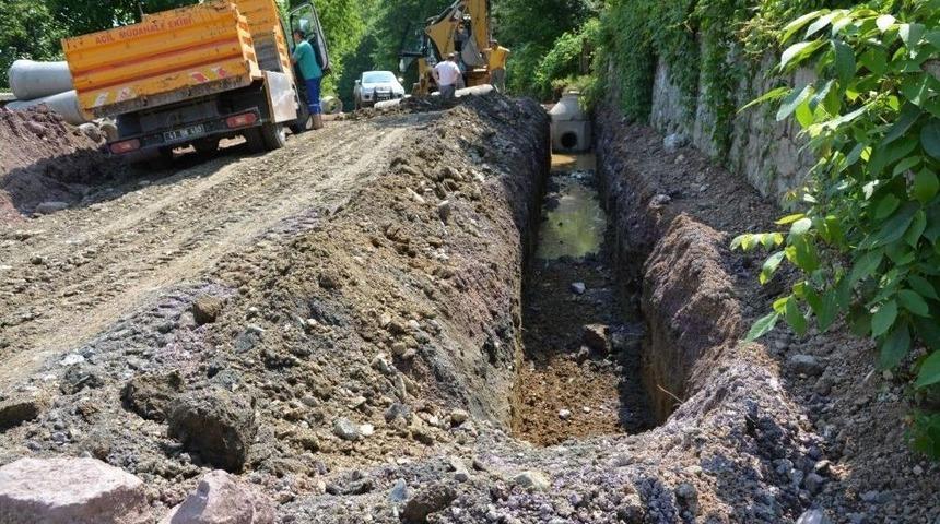 Kartepe&rsquo;de Yağmur Suyu Hattı &Ccedil;alışmaları