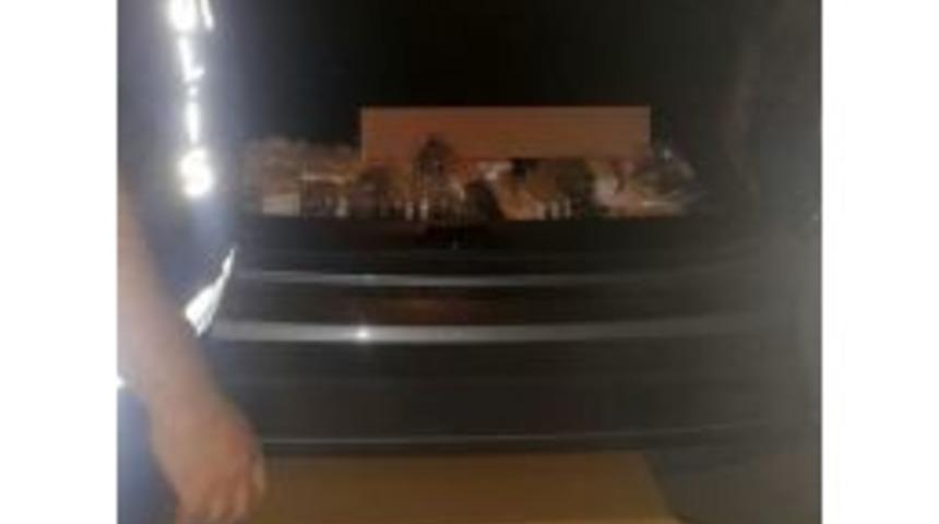 İstanbul'da Ka&ccedil;ak Cep Telefonu Operasyonu: 3 G&ouml;zaltı