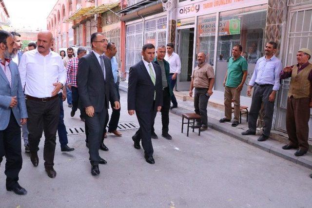 Vali Toprak Şire Pazarını Ziyaret Etti 1