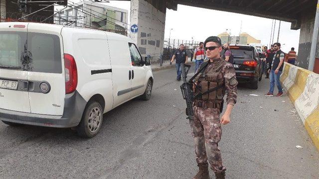 İstanbul Polisi&rsquo;nden Esenler Otogarı&rsquo;nda Hava Destekli Uygulama 1