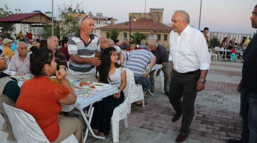 Erdemli Belediyesi, Vatandaşları Limonlu&rsquo;da İftarda Buluşturdu