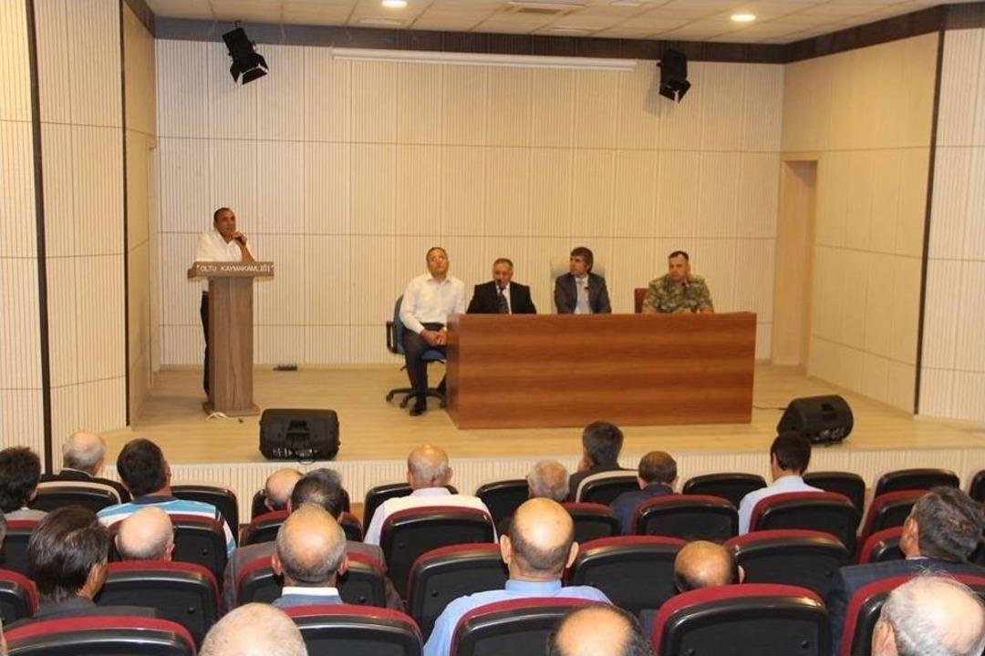 Halk G&uuml;n&uuml;nde G&uuml;ndem Yine Aş Ve İş...