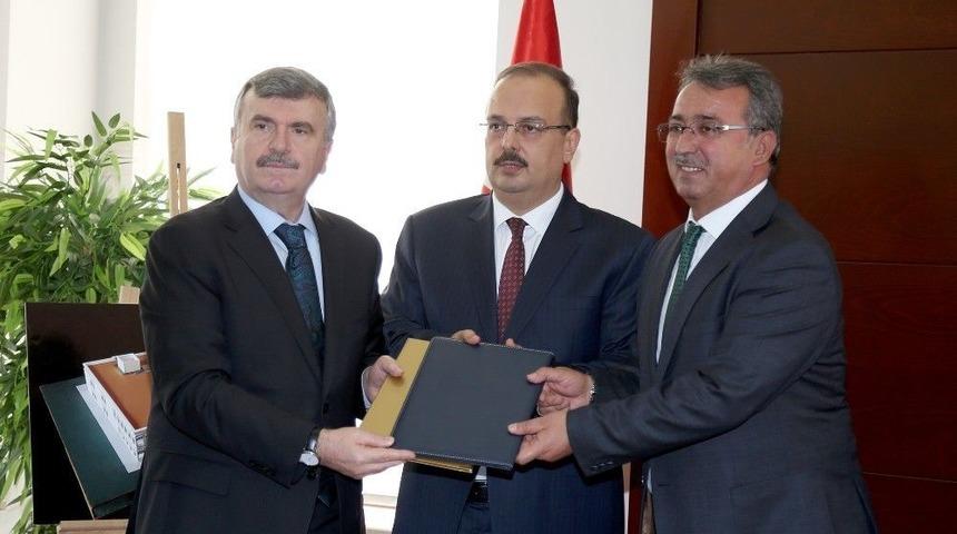 Kırdes Ve K&uuml;lt&uuml;rhan Projelerinin Protokol&uuml; İmzalandı