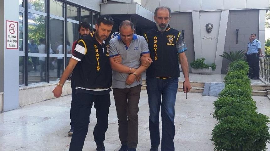 &rsquo;bı&ccedil;ak Parası&rsquo; Adı Altında İnsanları Kandıran Doktor Yakalandı