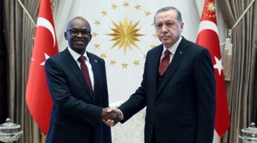 Cumhurbaşkanı Erdoğan, Alaın Aıme Nyamıtwe&rsquo;yi Kabul Etti