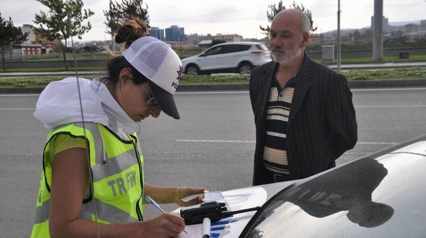 Sivas&rsquo;ta Emniyet Kemeri Takmayan S&uuml;r&uuml;c&uuml;lere Ceza Yağdı