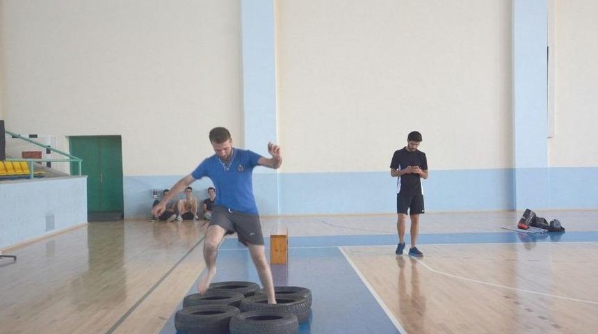 Sungurlu&rsquo;da Polis M&uuml;lakat Parkuru Kuruldu