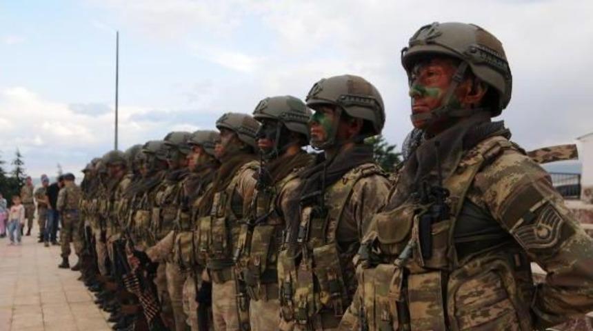 Tunceli'de Jandarmanın Dedet&ouml;r K&ouml;pekleri Nefes Kesti