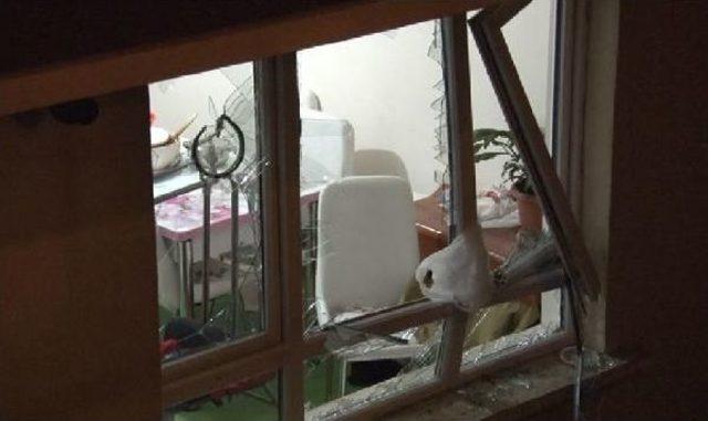 Mamak ta Gaz Sıkışması Sonucu Patlama: 1 Yaralı 2