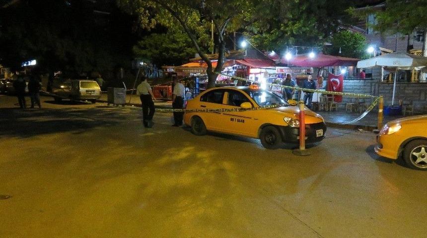 Başkent&rsquo;te İki Grup Arasında &Ccedil;atışma: 2 Ağır Yaralı