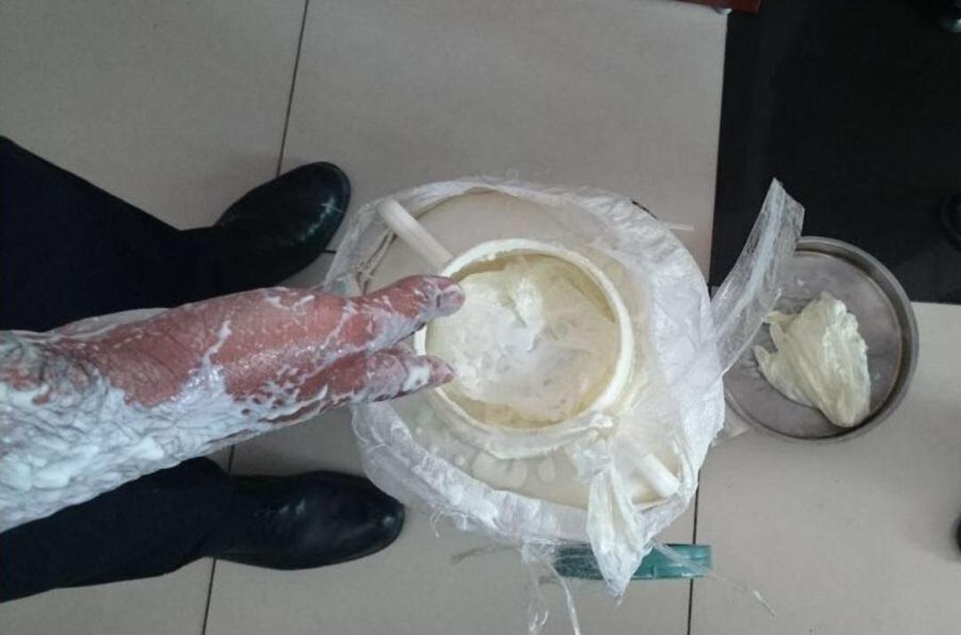 Yoğurt Bidonu İ&ccedil;inde Esrar Sevkıyatı