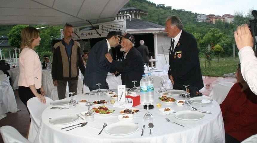 Protokol, Şehit Ve Gazi Aileleriyle İftarda Buluştu