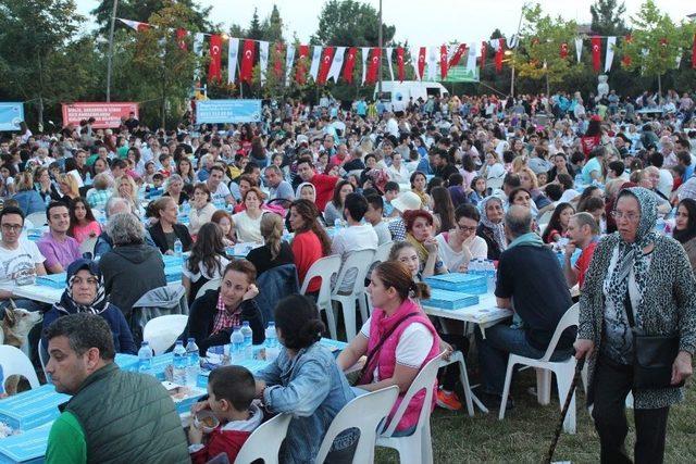 Coşkun Sabah’tan Büyükçekmece’de Ramazan Konser 1