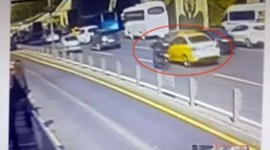 Trafikte &Ouml;l&uuml;m&uuml;ne Kavga Kamerada