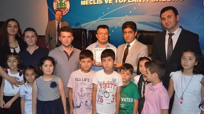 &Ouml;ğrenciler 800 Kilo Pil Topladı