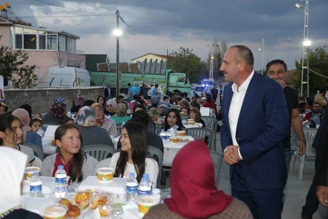 Başkan Duruay, Bezirhaneli Vatandaşlar İle İftarda Buluştu 1