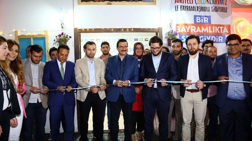 İlahi Konserine Yoğun İlgi