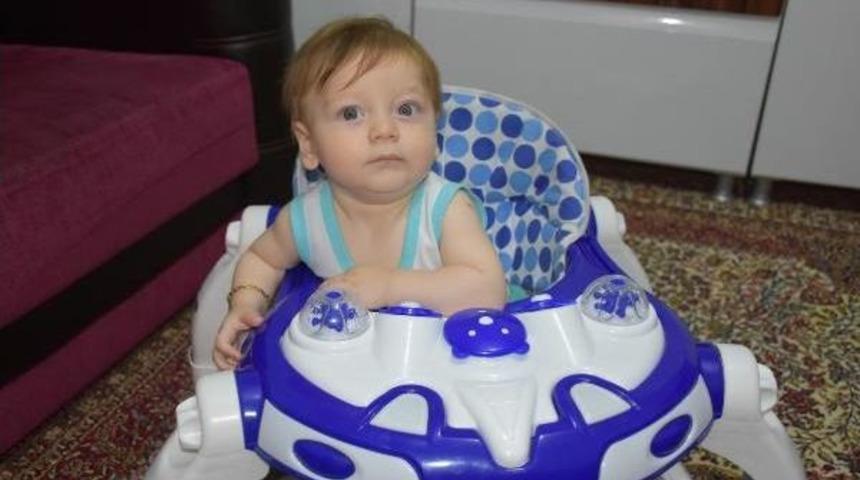 Kalp Hastası 8 Aylık Oğlunun Yaşamasını Istiyor