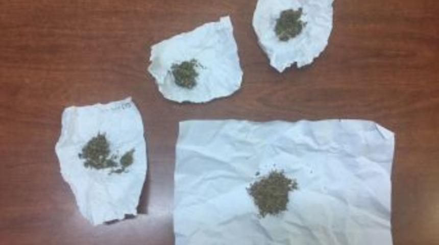 Jandarmadan Esrar Operasyonu: 2 G&ouml;zaltı