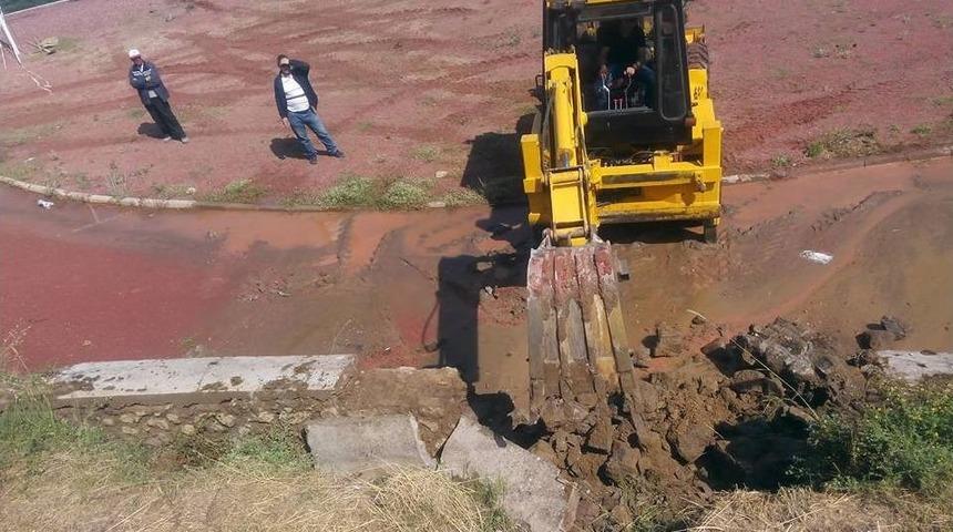 Simav Şehir Stadına Belediye Yardımı