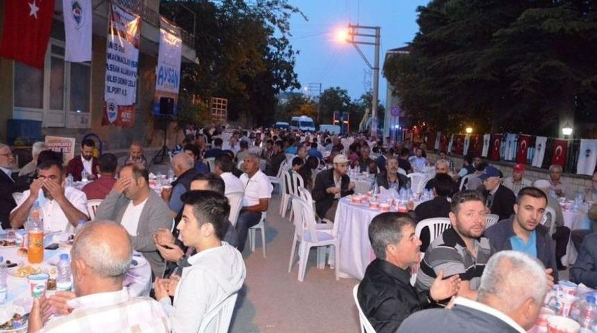 Dilovası&rsquo;ndaki Mahalleler İftarda Buluştu