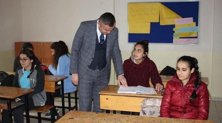 Meb&rsquo;in Okullardaki &Uuml;cretsiz &lsquo;yetiştirme Kursları&rsquo; Başarıyı Arttırdı