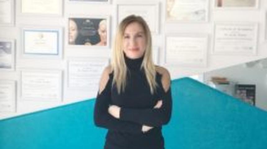 Yaz Ayında G&ouml;z Kapak Problemlerine Dikkat!