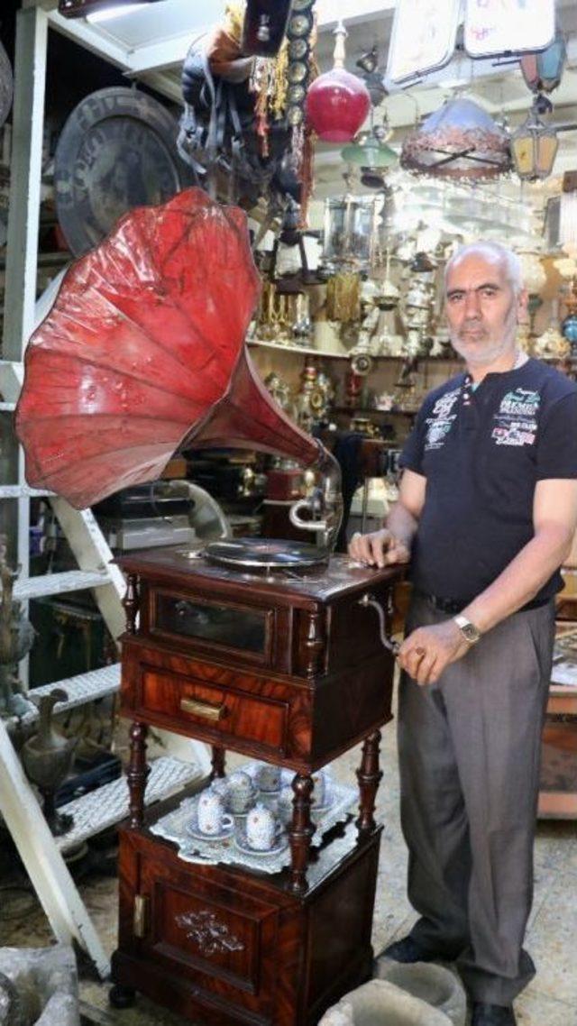 (özel Haber) Antikacıların Gözdesi Tarihi Gramofonlar 1