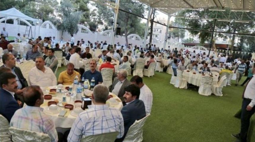 Şanlıurfaspor Yönetim Ve Taraftarlar İftar Yemeğinde Buluştu