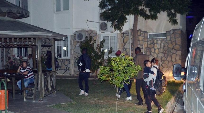 Ka&ccedil;ış Hazırlığında 60 M&uuml;lteciyi Polis Yakaladı