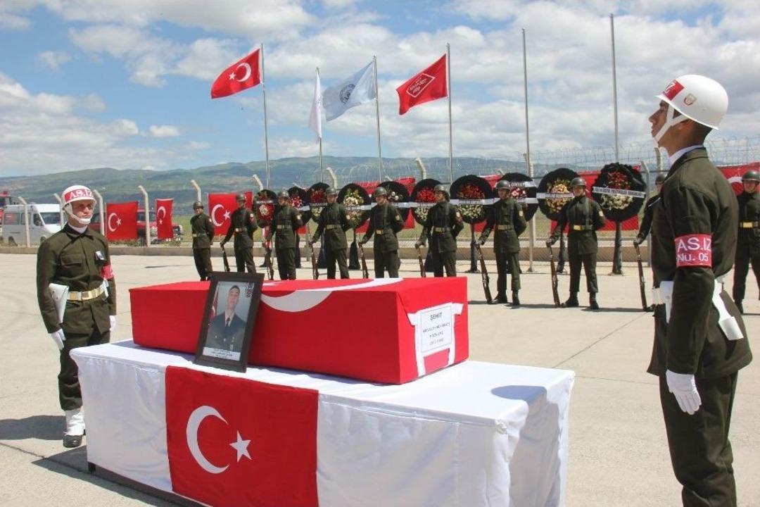 Bing&ouml;l Şehidi Memleketine Uğurlandı