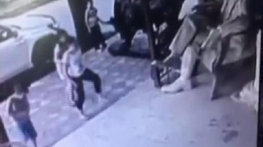 Atat&uuml;rk Heykeliyle Duygulandıran Vedalaşma...