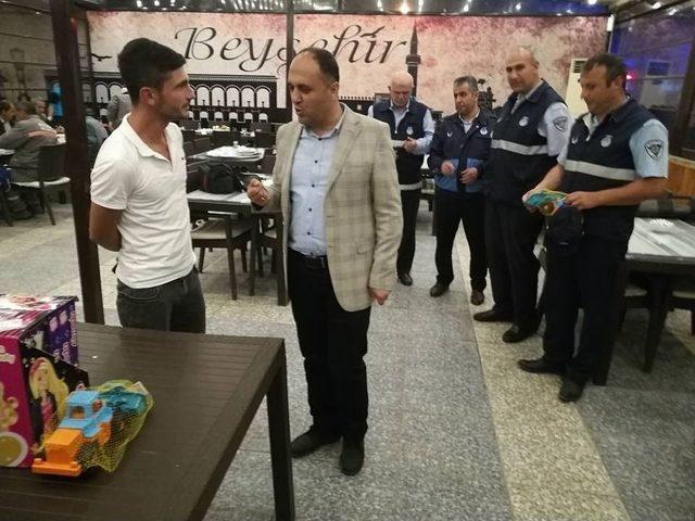 &Ouml;zaltun, Gece Mesaisi Yapan Belediye Personeliyle Sahurda Bir Araya Geldi 1