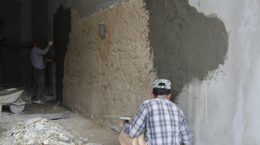 İnşaat İş&ccedil;ilerinin Zorlu Mesaisi