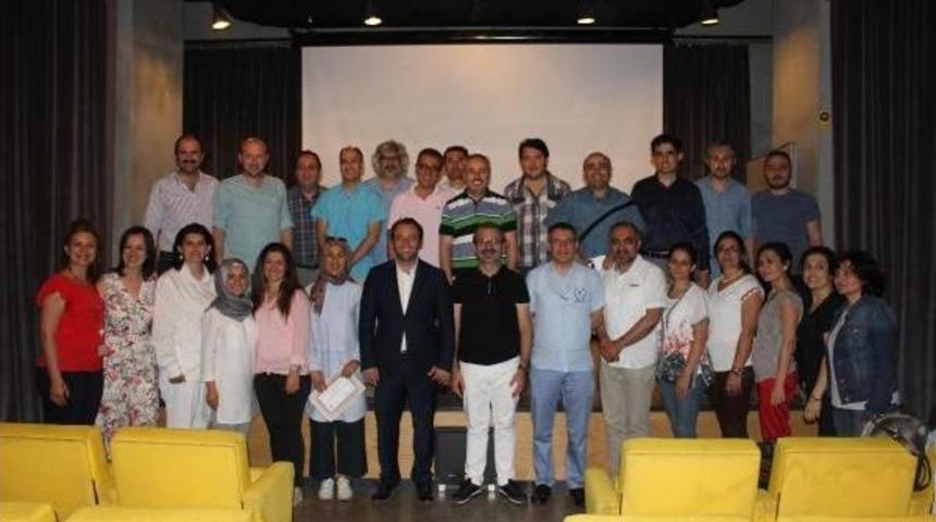 Rehber &Ouml;ğretmenlere Sertifikalı Ko&ccedil;luk Eğitimi