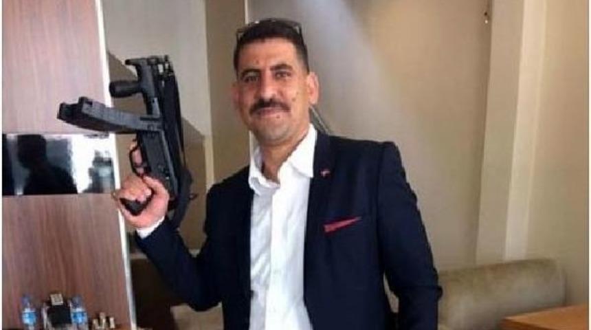 Ak Parti Gen&ccedil;lik Kolları &Uuml;yesinden Mp5'li Paylaşım