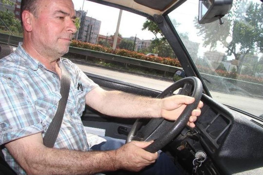 Takla Atıp Perte &Ccedil;ıkan 250 Bin Liralık L&uuml;ks Aracın Hava Yastıkları A&ccedil;ılmadı