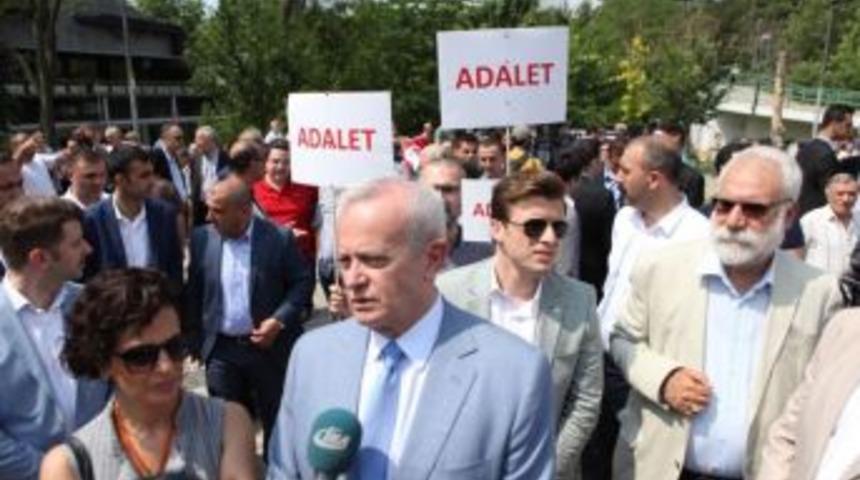 Chp Lideri Kemal Kılı&ccedil;daroğlu&rsquo;nun Y&uuml;r&uuml;y&uuml;ş&uuml;ne İstanbul&rsquo;dan Destek