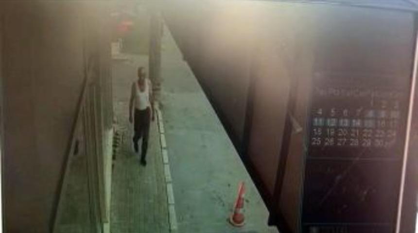 İmam Nikahlı Eşini Kıskan&ccedil;lık Y&uuml;z&uuml;nden &Ouml;ld&uuml;rd&uuml;