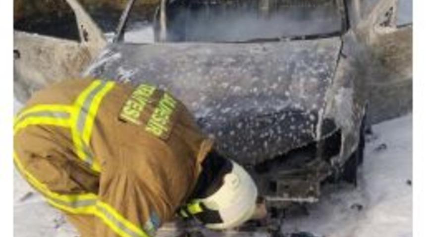 Otomobili G&ouml;z&uuml; &Ouml;n&uuml;nde Yandı