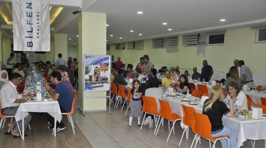 Diyarbakır Bilfen Okullarından İftar Yemeği