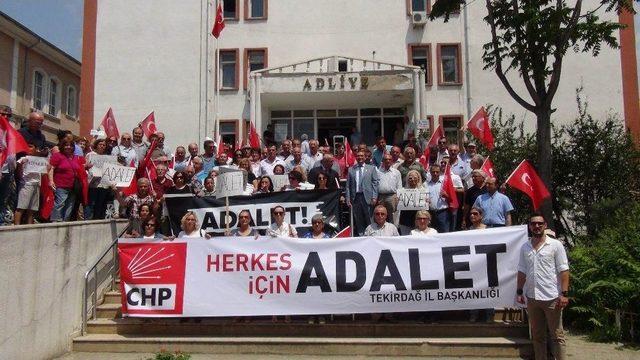 Chp&rsquo;liler Berberoğlu&rsquo;nun Tutuklanmasını Protesto Etti 2