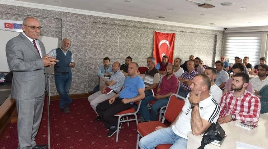 Trabzon&rsquo;da Şof&ouml;rler Eğitiliyor